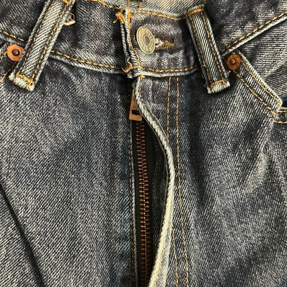 Levi’s 505 Denim Waist: 34, Inseam: 30 inches